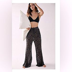 COPY - Free people we the free NWOT Intimately Yours